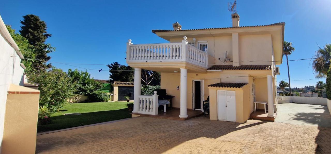 Golden Villa Costa Del Sol - Big Private Pool - Bbq - Good Location Fuengirola Exteriér fotografie