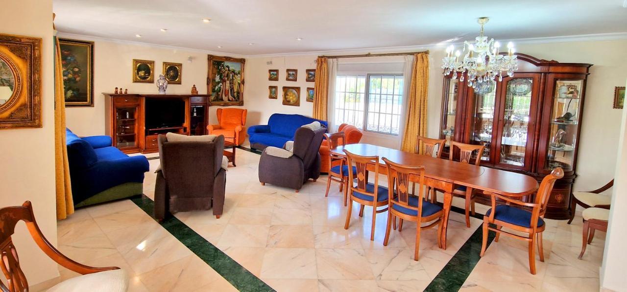 Golden Villa Costa Del Sol - Big Private Pool - Bbq - Good Location Fuengirola Exteriér fotografie