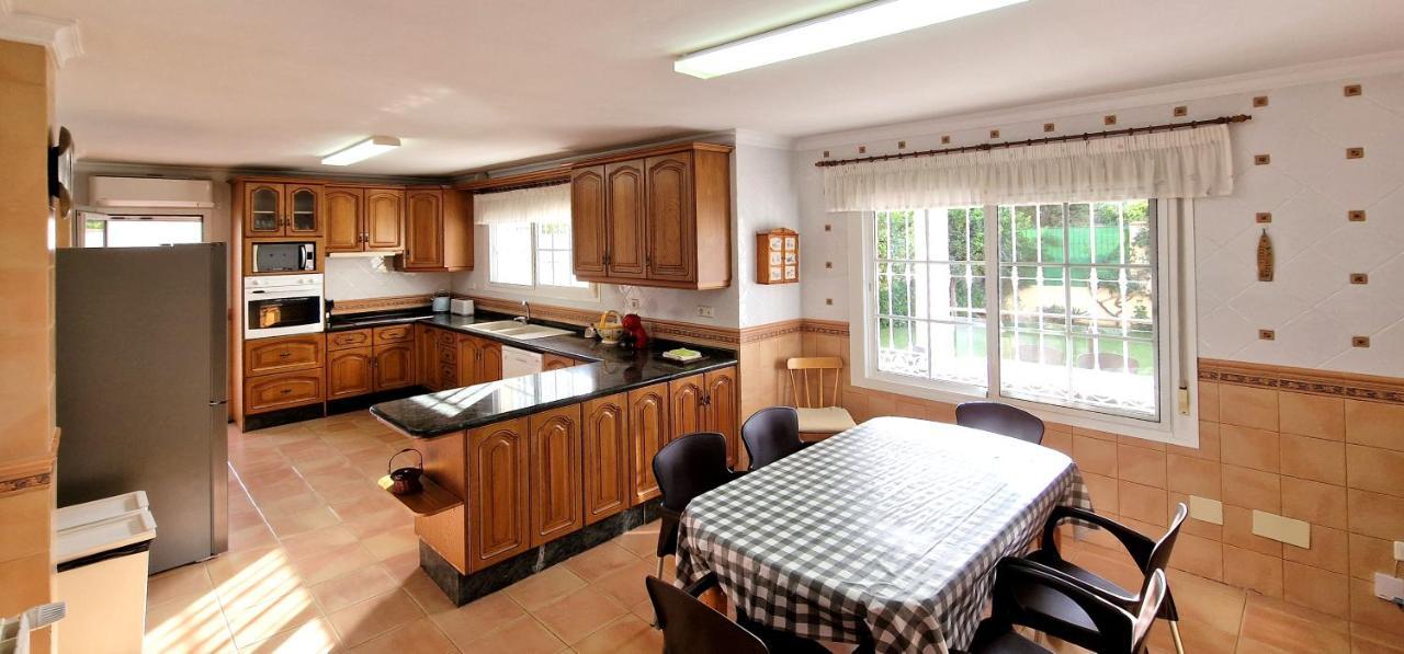 Golden Villa Costa Del Sol - Big Private Pool - Bbq - Good Location Fuengirola Exteriér fotografie
